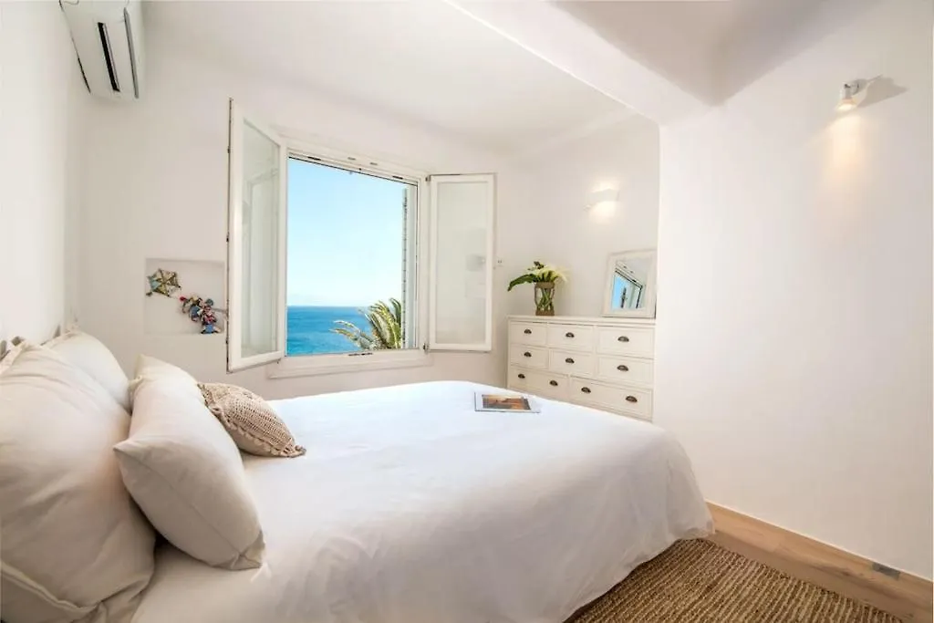 Villa Island , Luxury Villa In Mykonos Agia Anna  Greece